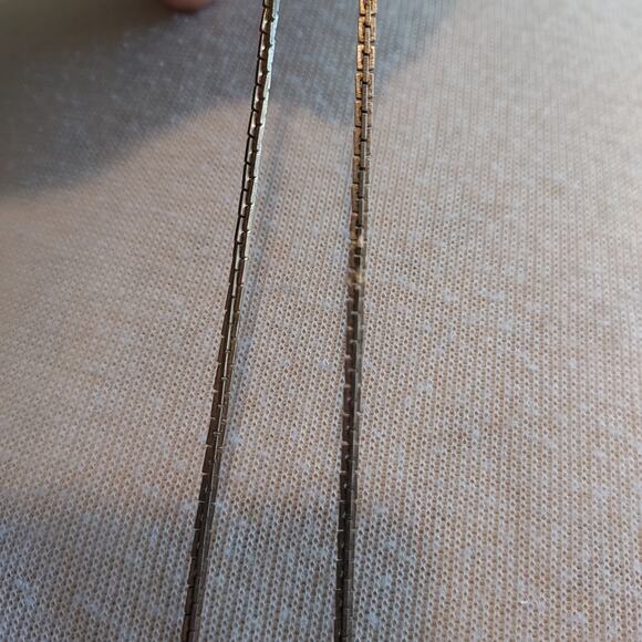 Olivine Stone Wraped Pendant Necklace - Picture 9 of 10